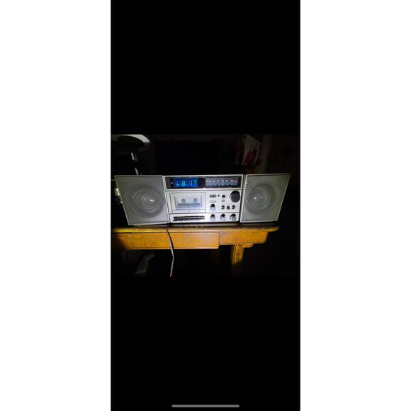 General Electric AM/FM Stereo Clock Radio Cassette Recorder – For Parts/Repair - Picture 1 of 15